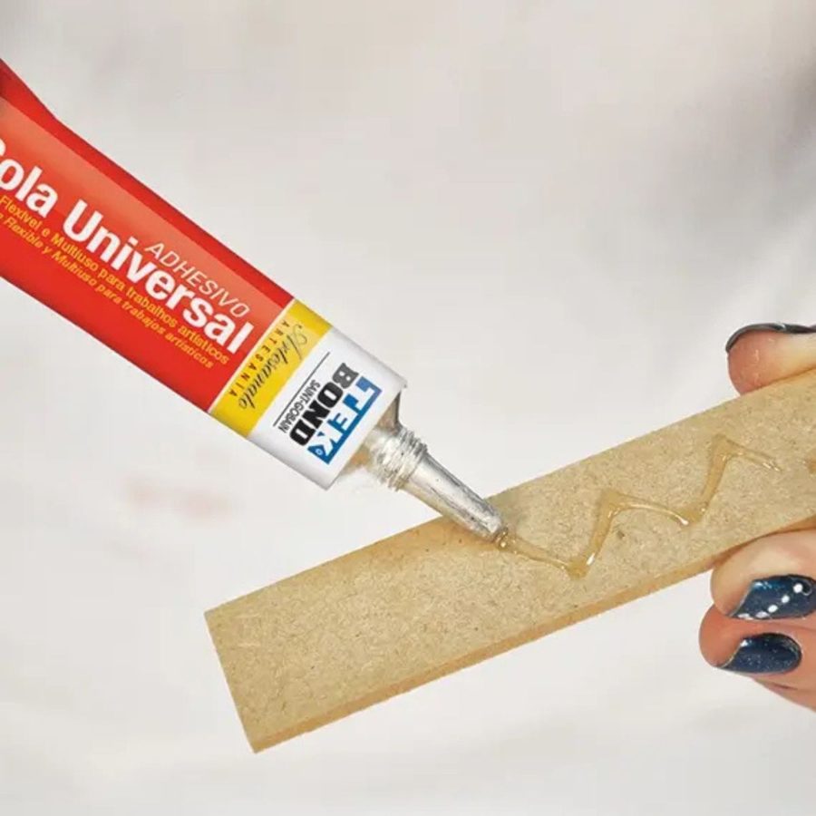 Cola universal